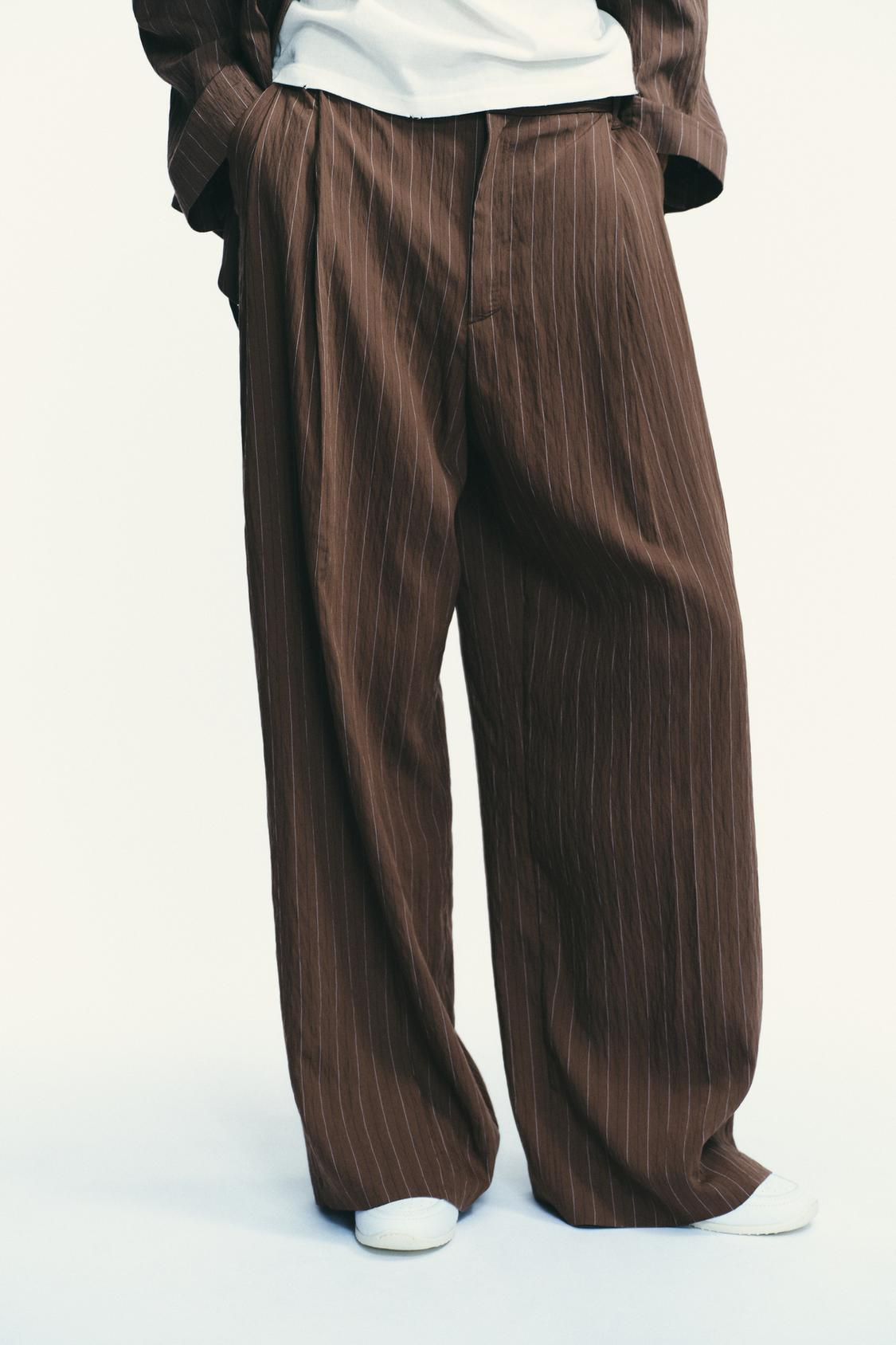 PANTALÓN DE DOBLE BOTONADURA